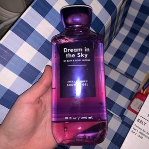 New Dream in the sky body wash